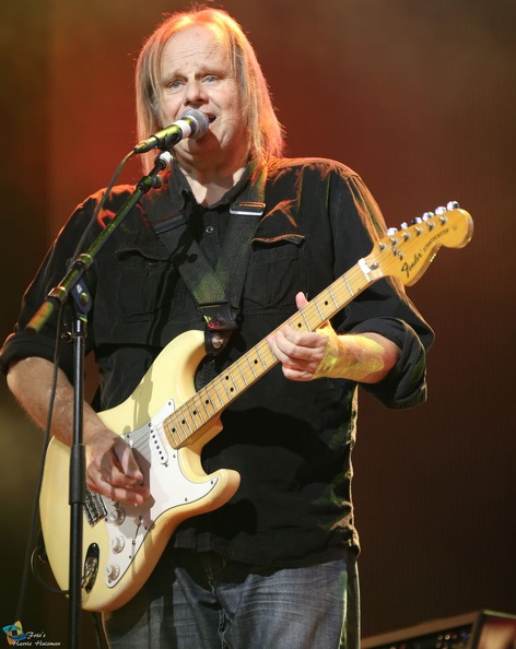Walter Trout & Band 06.jpg