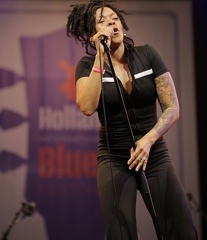 Nikki Hill &amp; Band 15